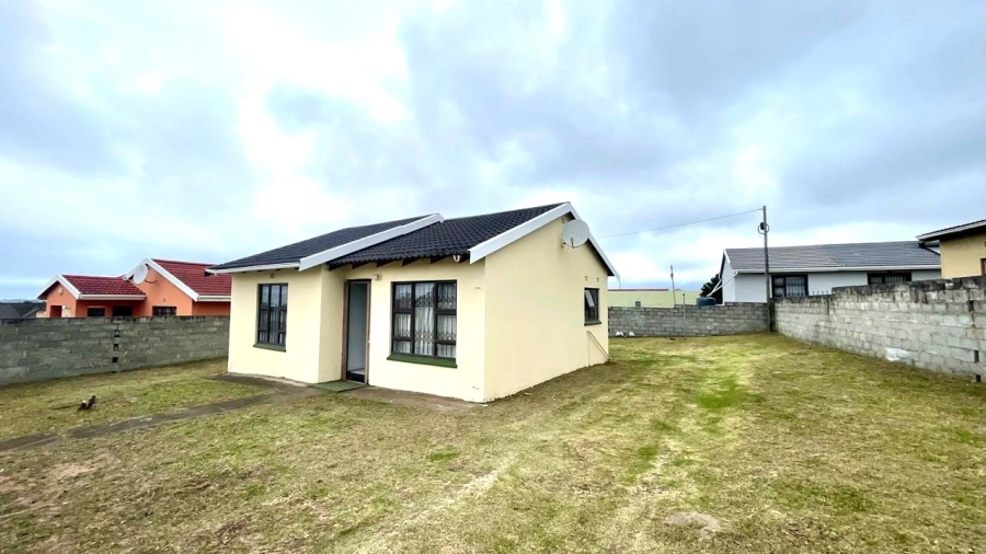 2 Bedroom Property for Sale in Haven Hills Eastern Cape